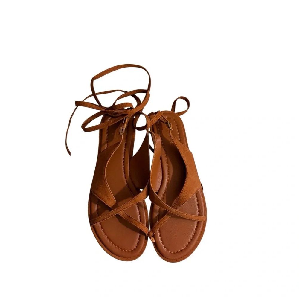 Everlane The Leather Crisscross Sandal